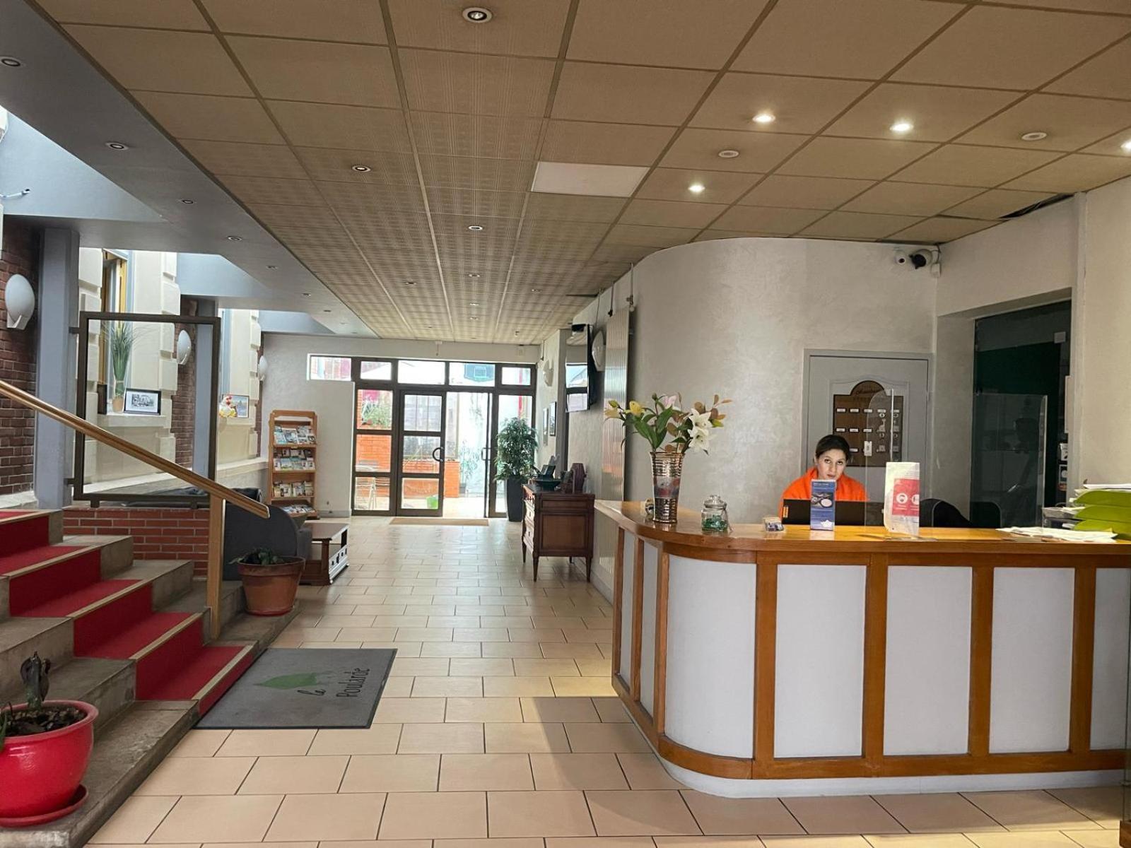 Hotel Le Beau Site Gien Exterior photo