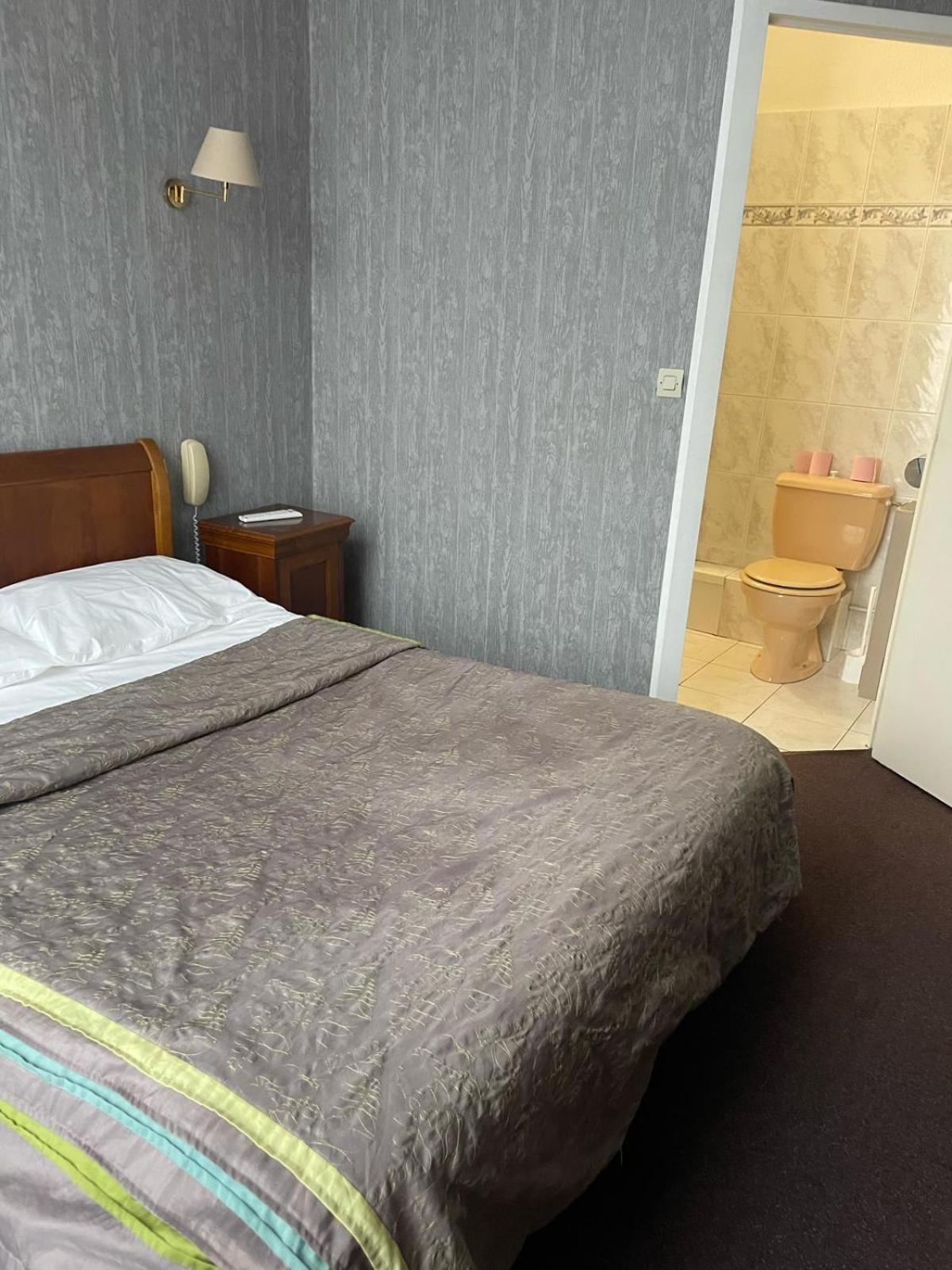 Hotel Le Beau Site Gien Exterior photo