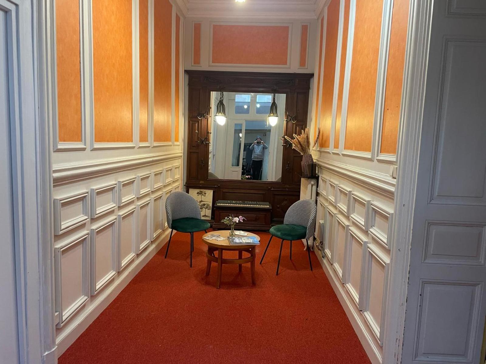 Hotel Le Beau Site Gien Exterior photo